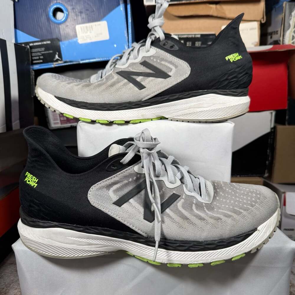 New Balance Fresh Foam 860v11 Light Aluminum Black Energy Lime Men's Running Sho